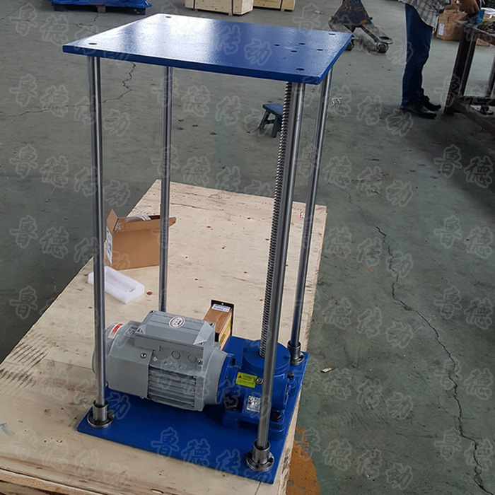 電動絲杆升降（jiàng）機