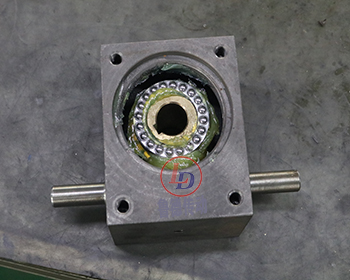 滾珠絲杆升降機