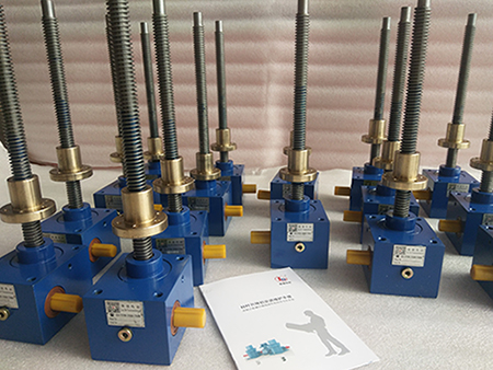 SJA螺旋絲（sī）杆升降機