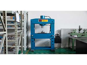 絲杆升降機加工設備